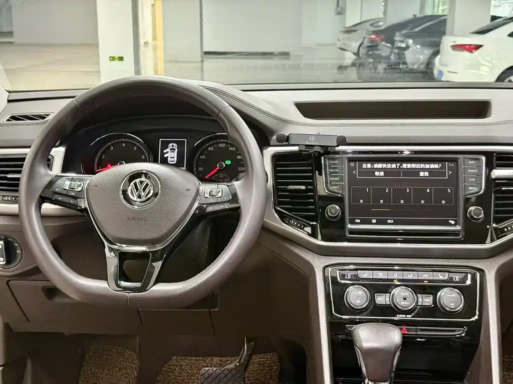 Volkswagen Teramont — миниатюра 8