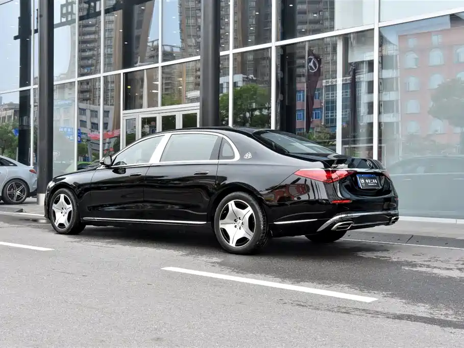 Mercedes-Benz S-Class — миниатюра 7