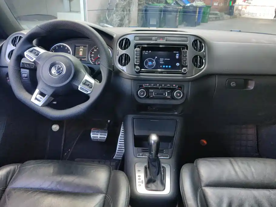 Volkswagen Tiguan — миниатюра 12