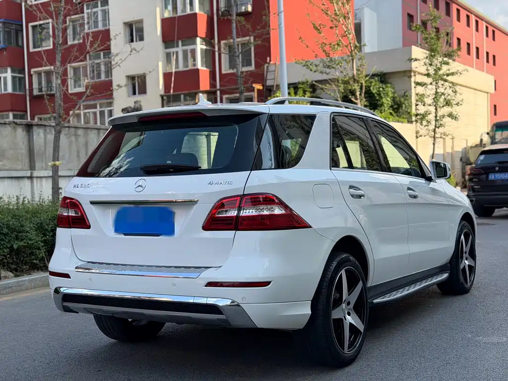 Mercedes-Benz M-Class — миниатюра 4