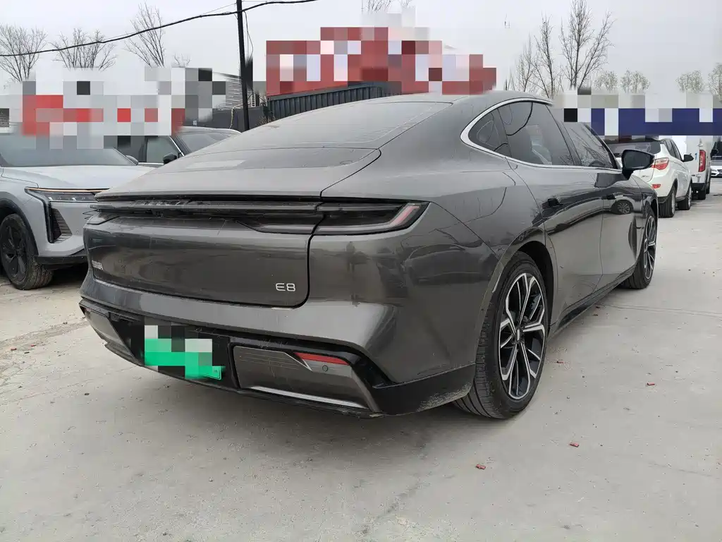 GEELY GALAXY GALAXY E8