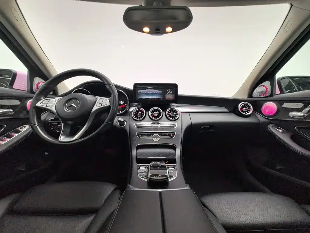 Mercedes-Benz C-Class — миниатюра 5