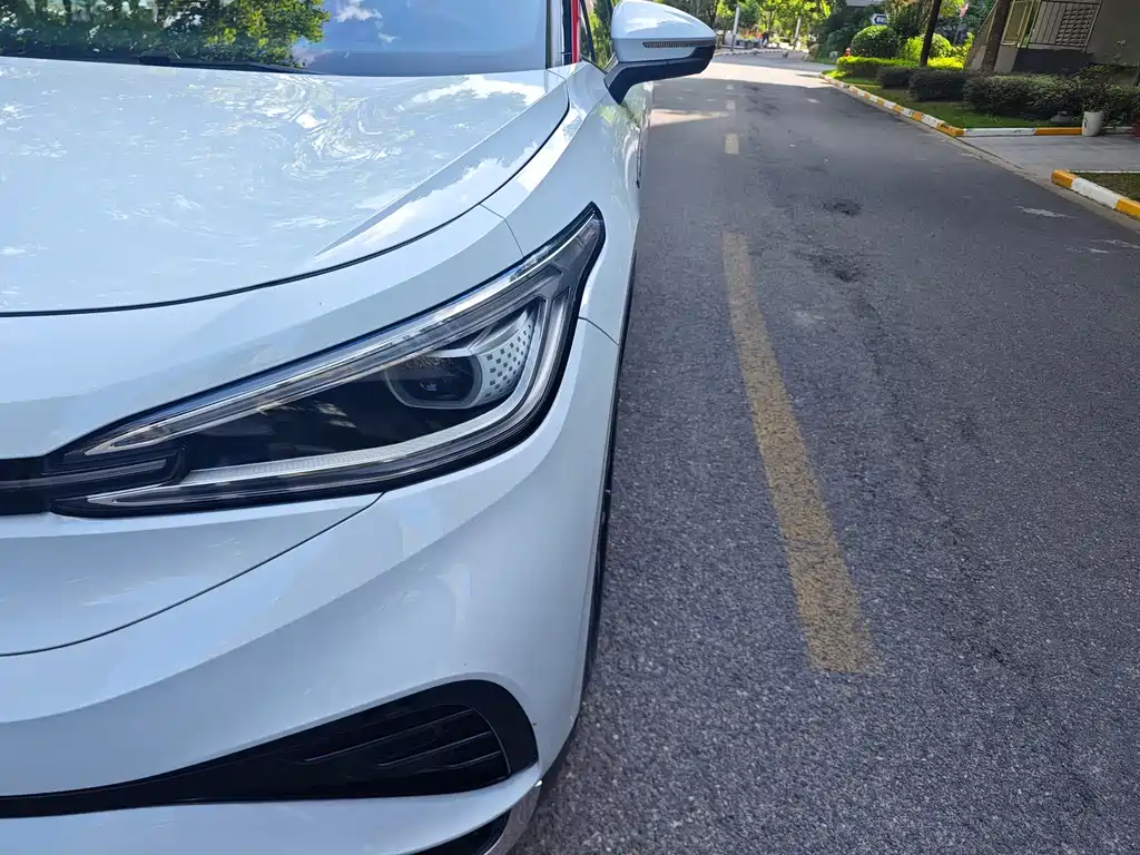 Volkswagen ID.4 X — миниатюра 7