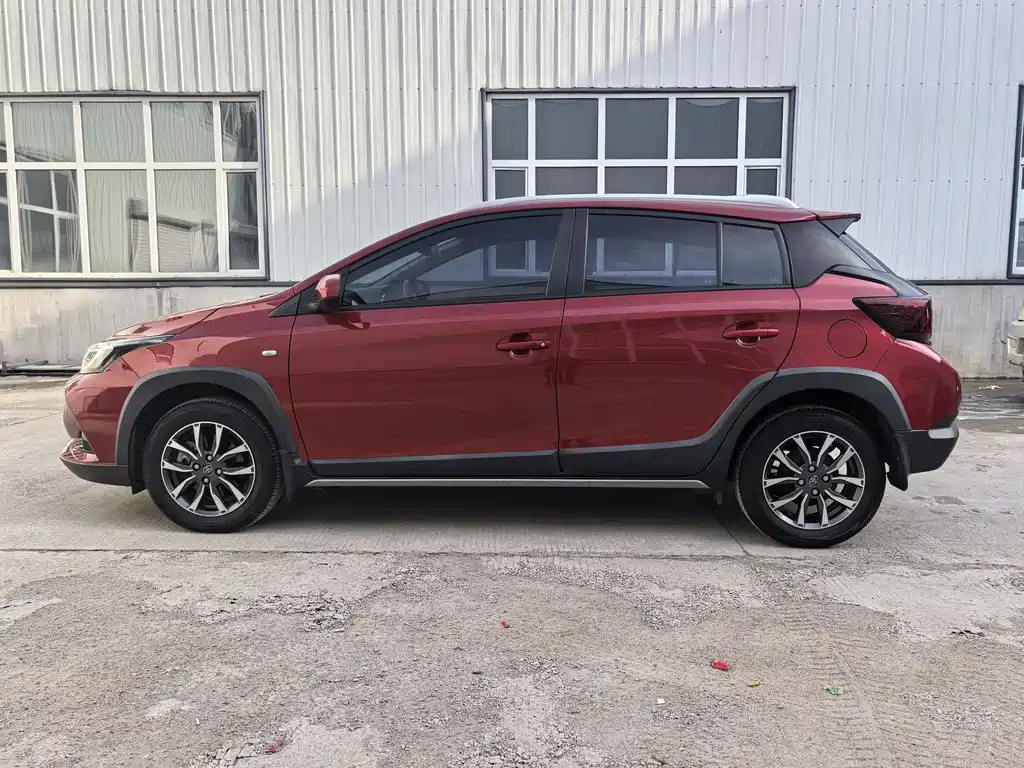 TOYOTA YARIS L ZHIXUAN