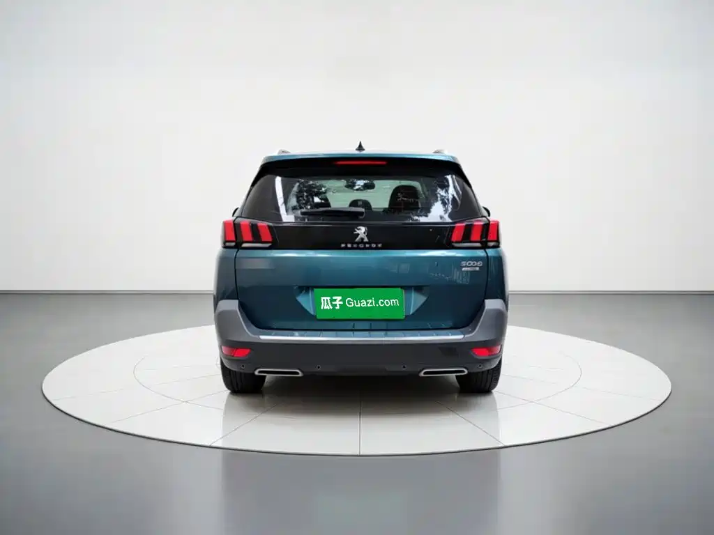 Peugeot 5008 — миниатюра 5
