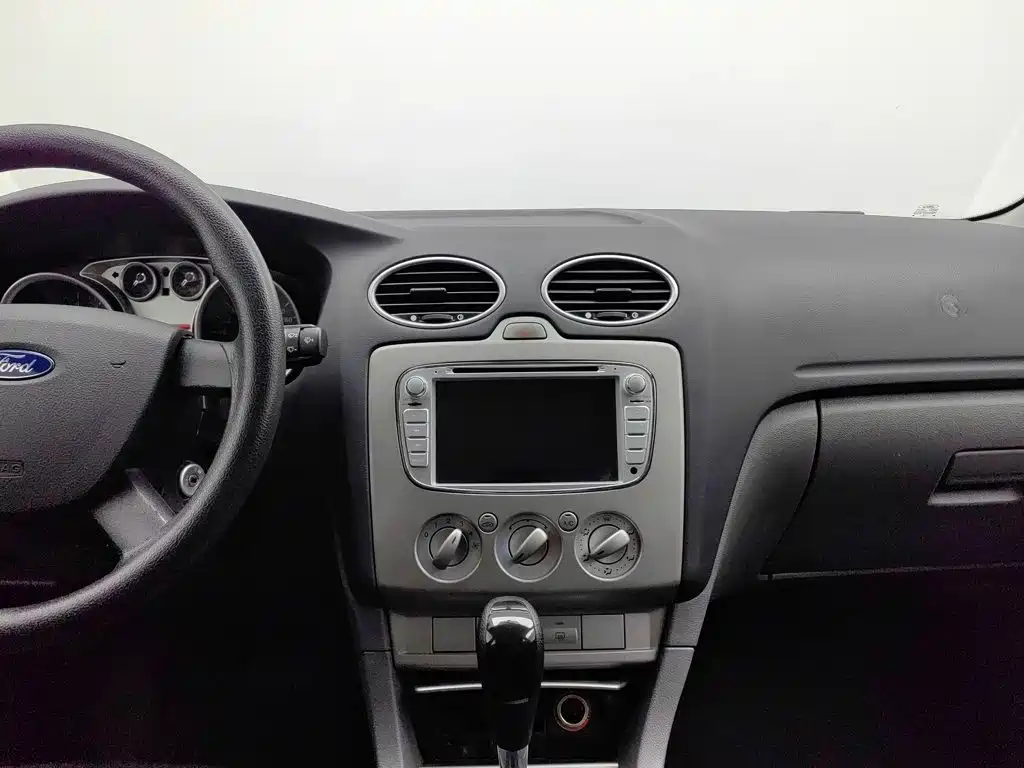 Ford Focus — миниатюра 12