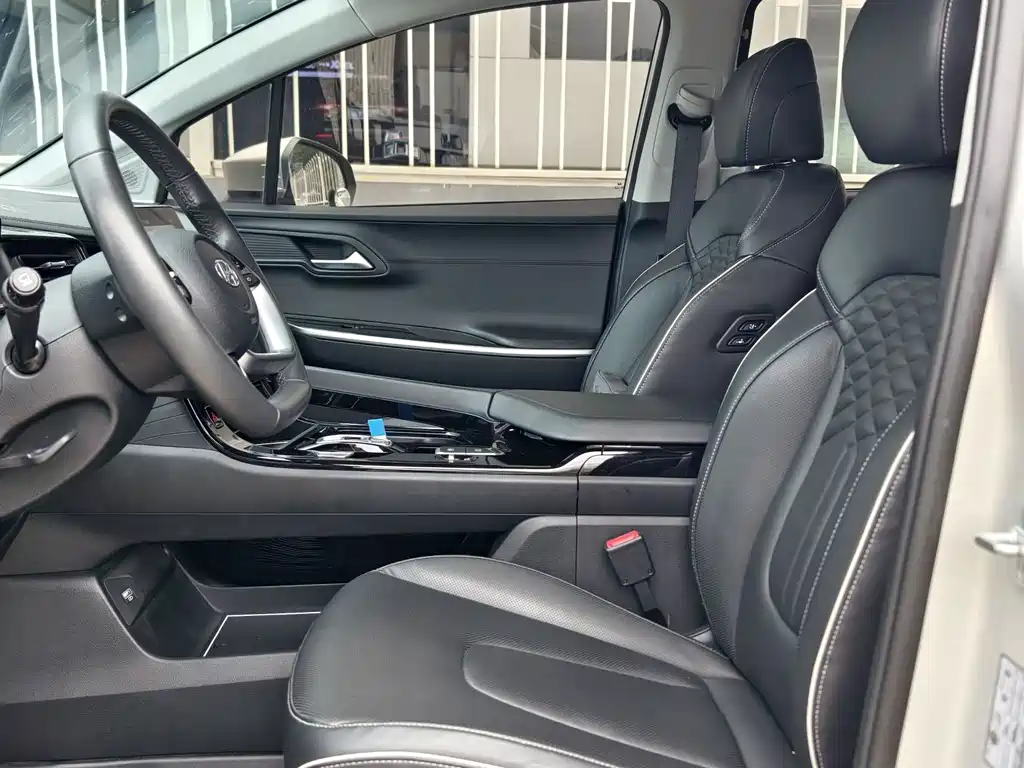 Hyundai Custo 2022 270TGDi Flagship TOP