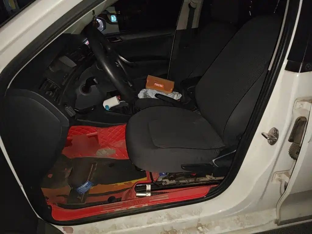 Volkswagen Santana — миниатюра 11
