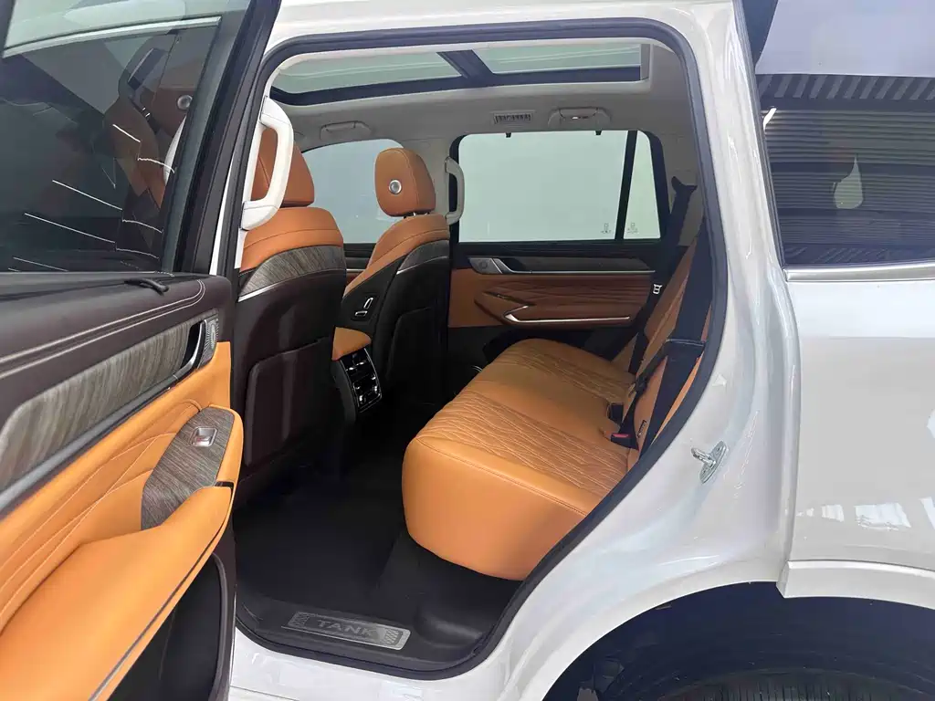 Tank 500 2022 3.0T Sport 5 мест
