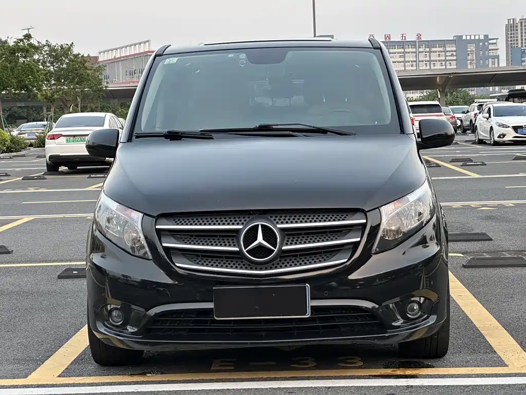 Mercedes-Benz Vito — миниатюра 2