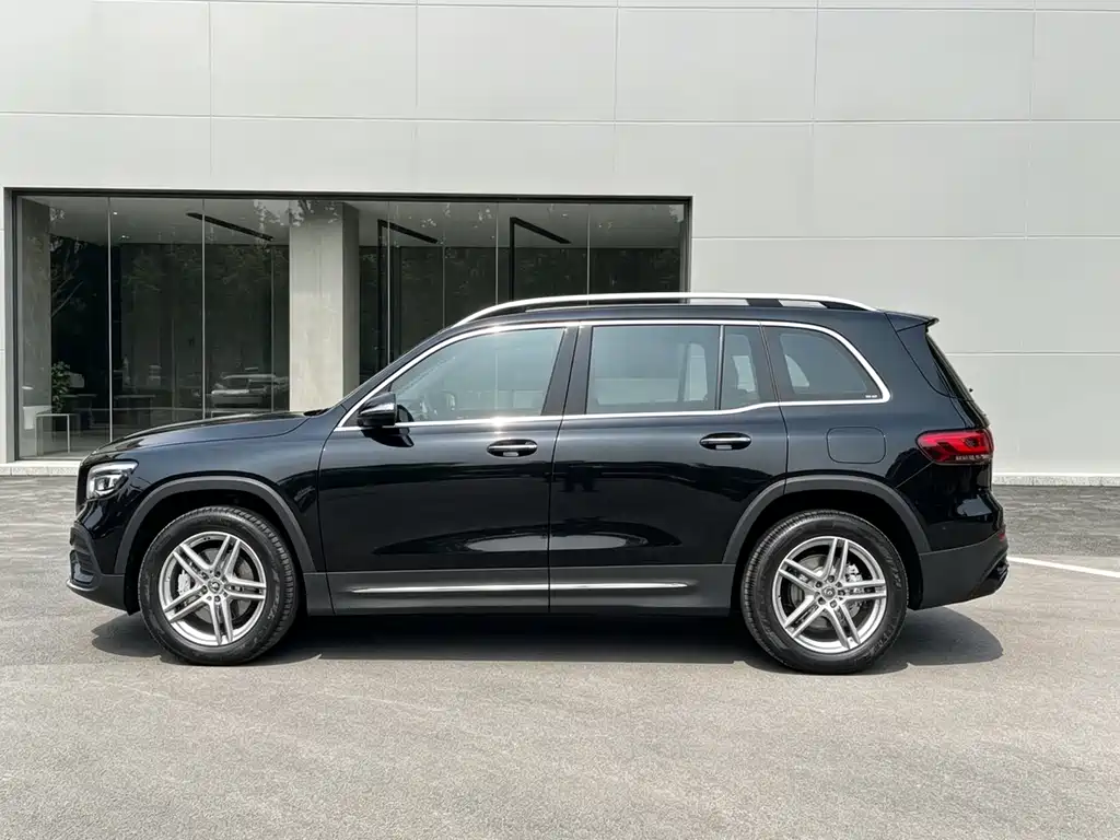 Mercedes-Benz GLB 2023 GLB 220