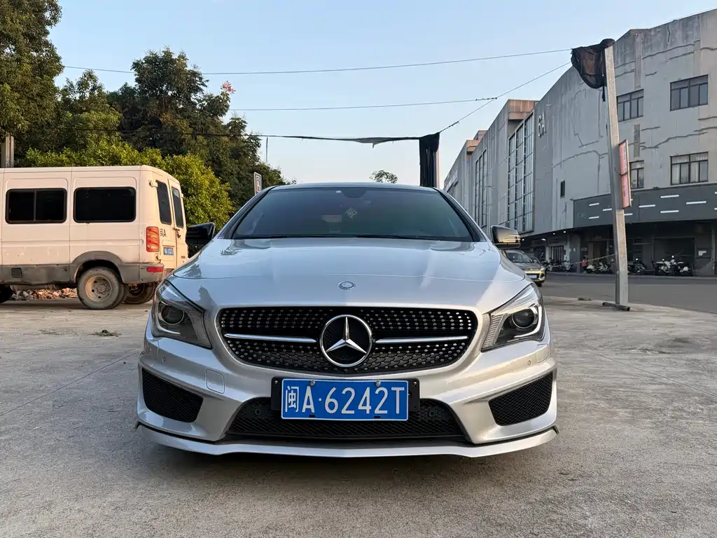 Mercedes-Benz CLA (Import) CLA 260 4MATIC, фото 2