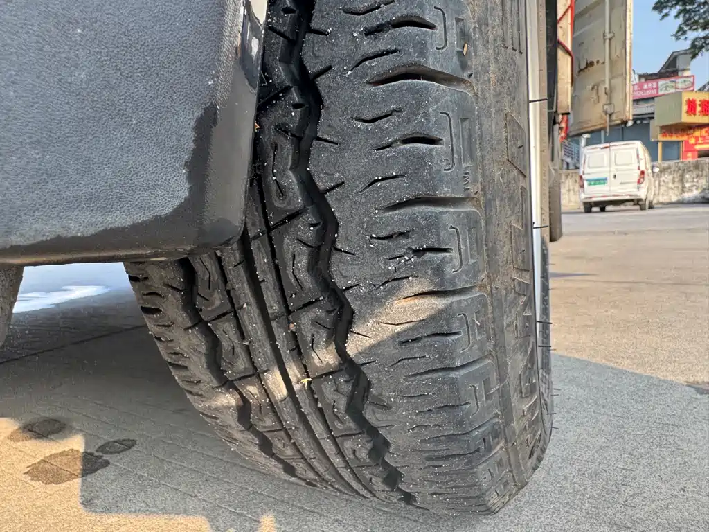 FEIDIE AUTO FLYING SAUCER Q2T