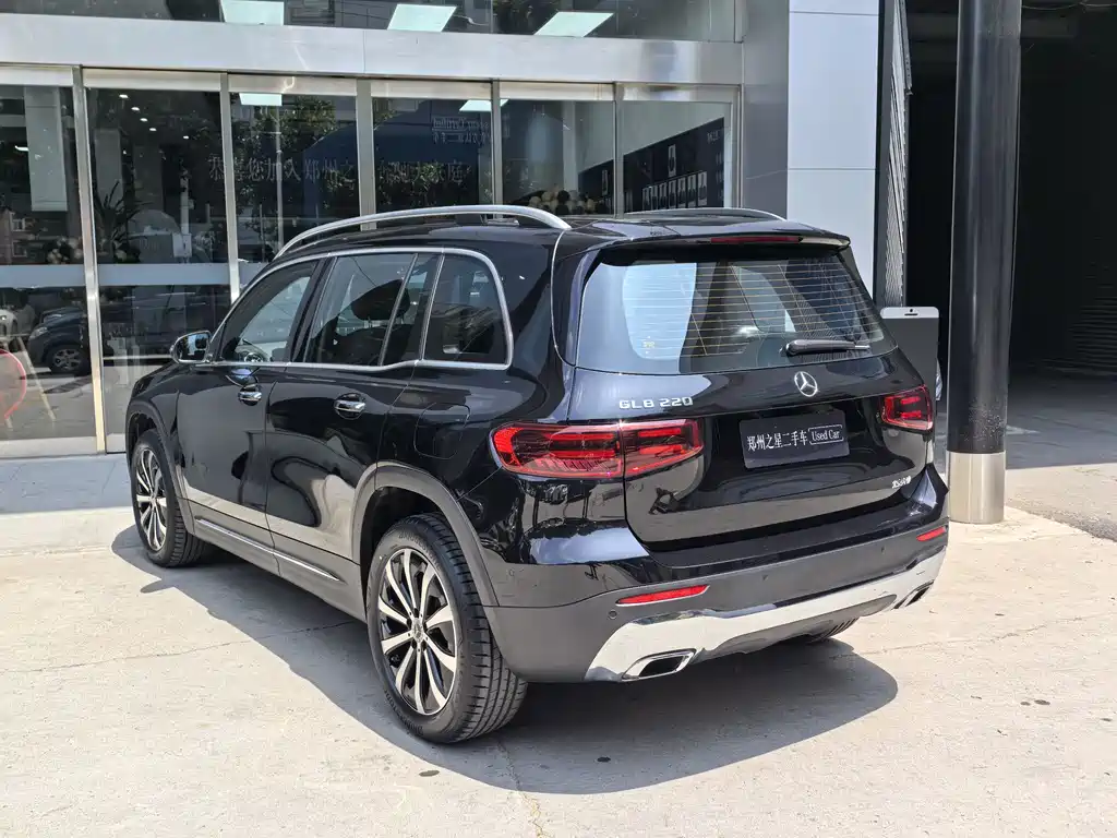 Mercedes-Benz GLB 2025 GLB 220 Fashion