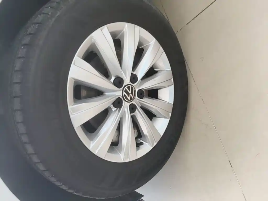 Volkswagen Lavida — миниатюра 23