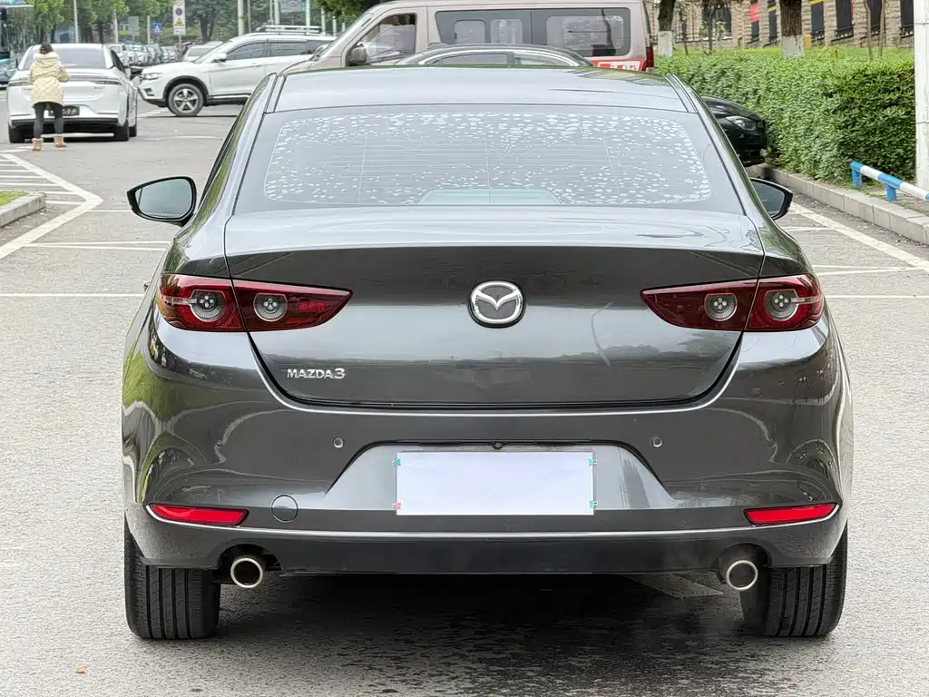 MAZDA 3 ANGKESAILA