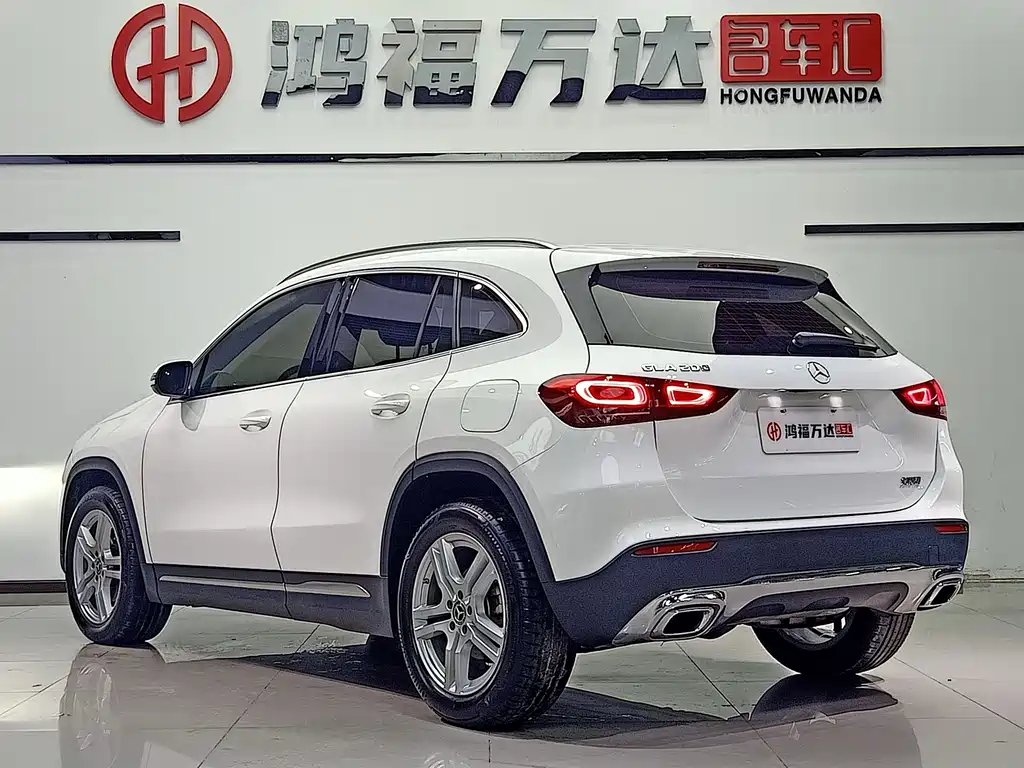 Mercedes-Benz GLA — миниатюра 6
