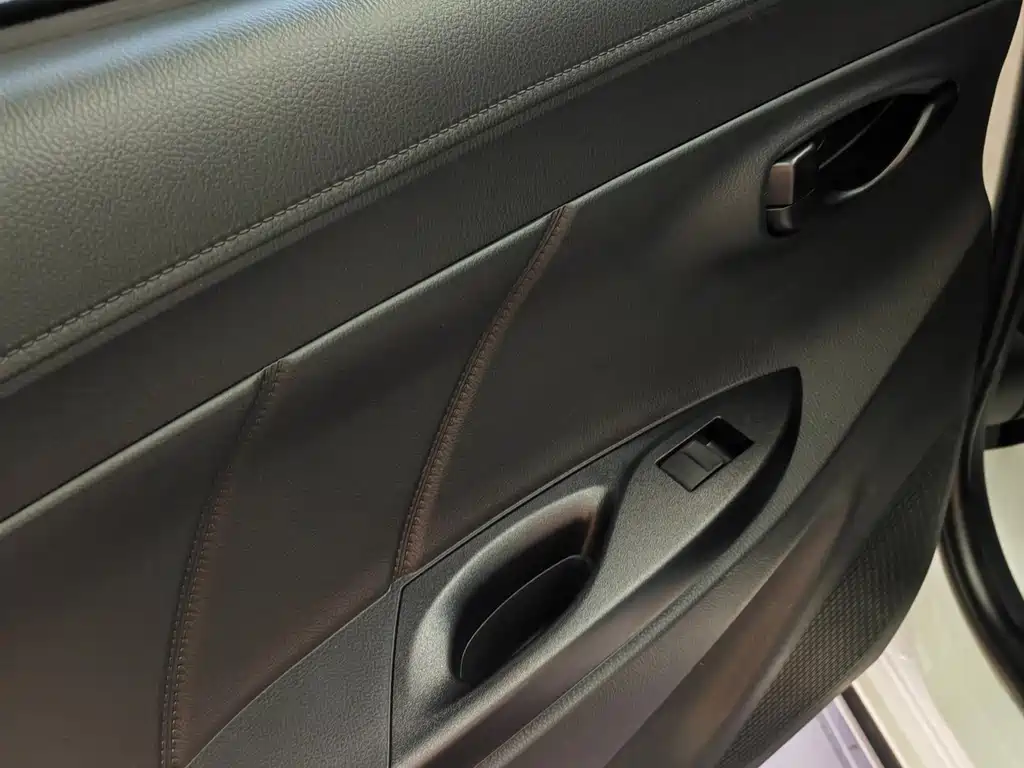 TOYOTA YARIS L ZHIXUAN