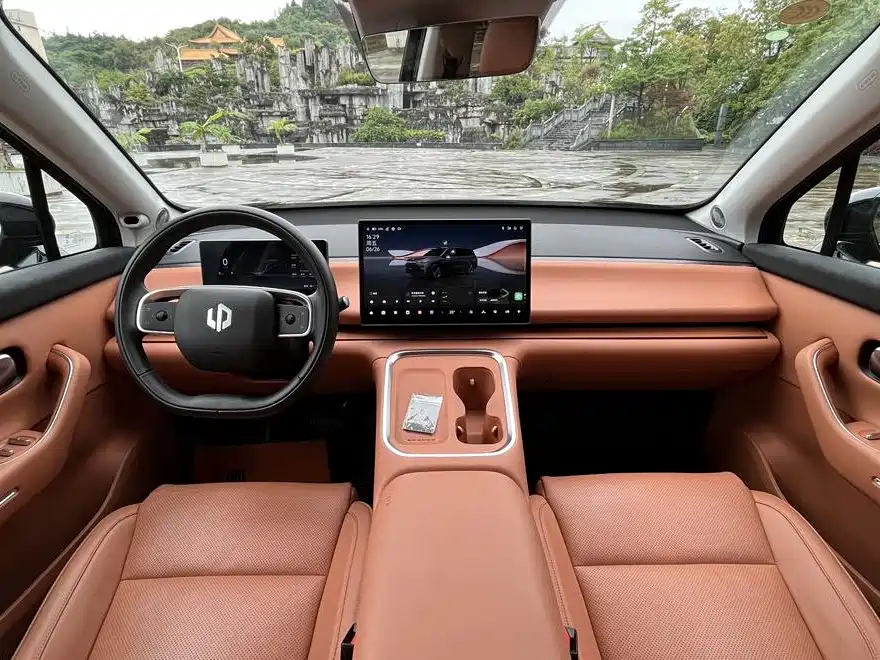 Leapmotor C16 2026 280 6 мест