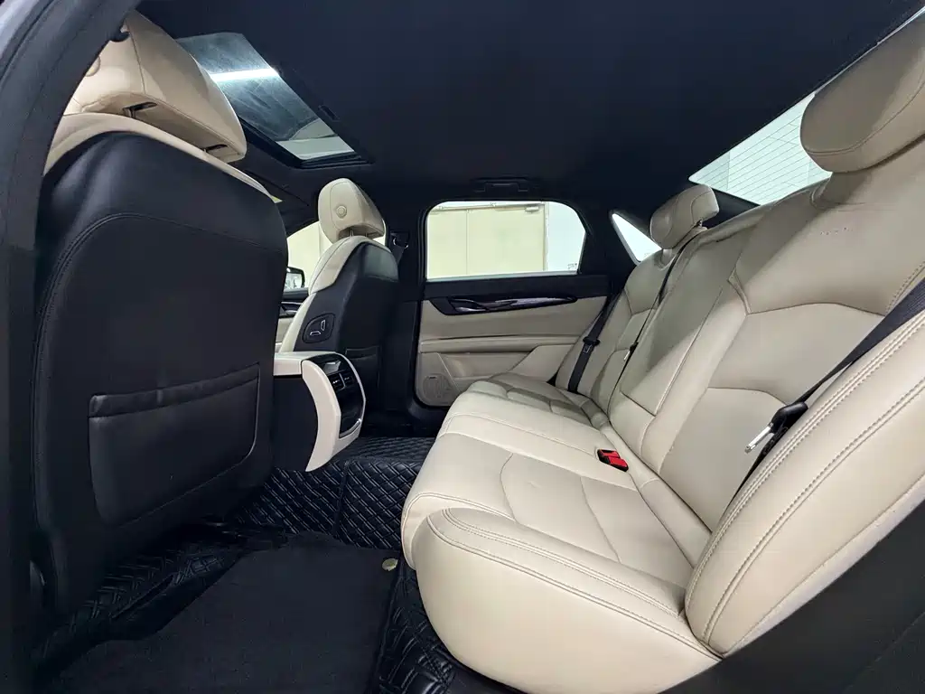 Cadillac CT6 — миниатюра 7