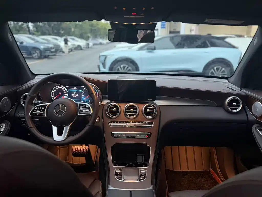 Mercedes-Benz GLC — миниатюра 6