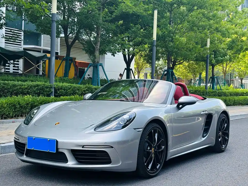 Купить Porsche 718