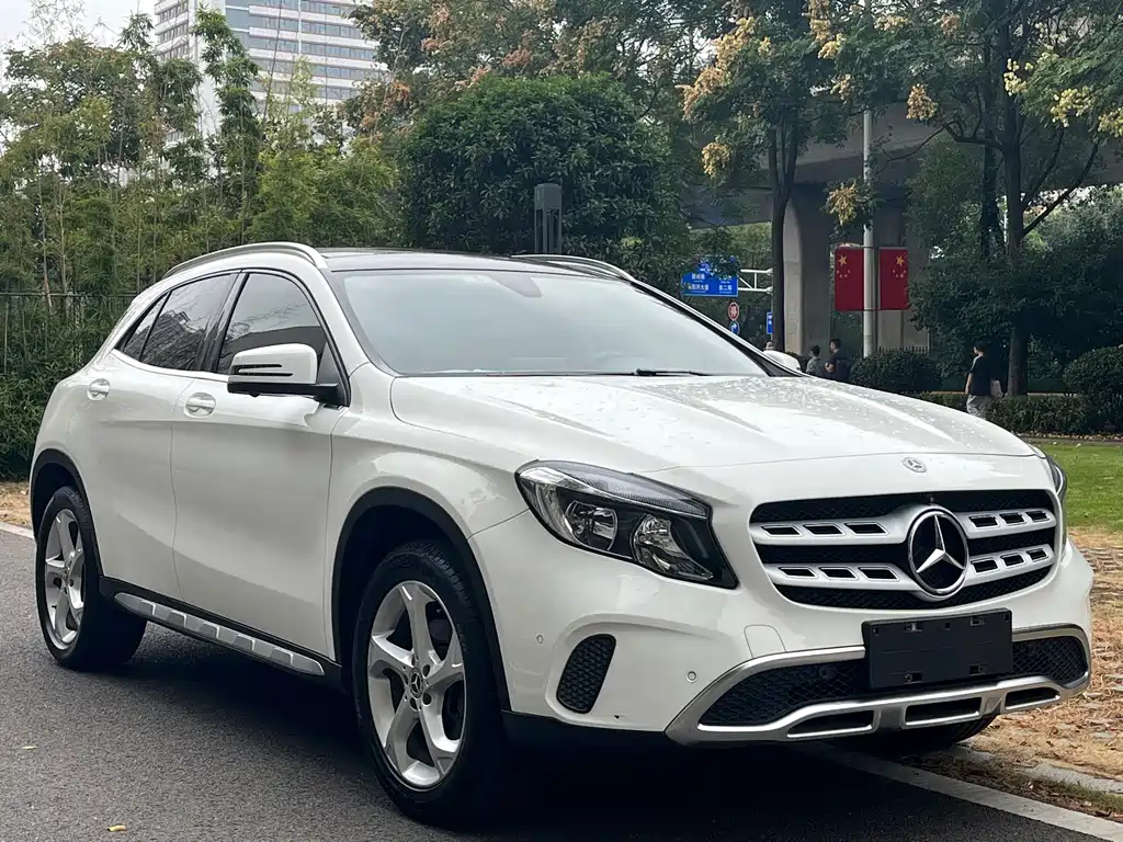 Mercedes-Benz GLA — миниатюра 3