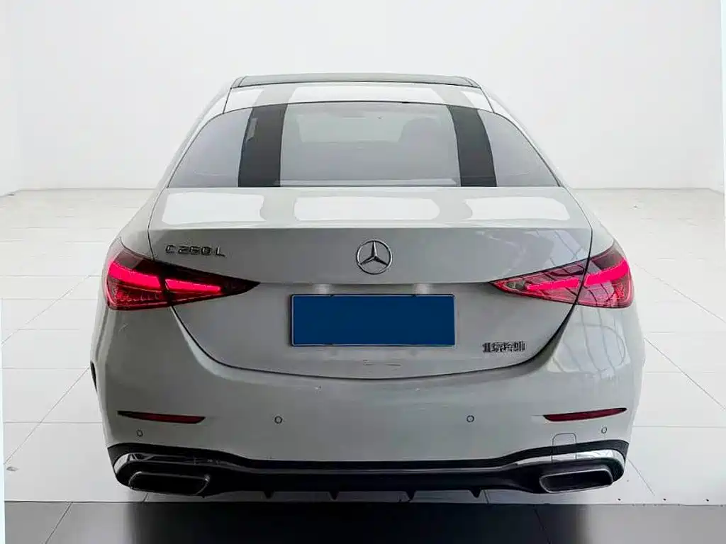 Mercedes-Benz C-Class — миниатюра 8