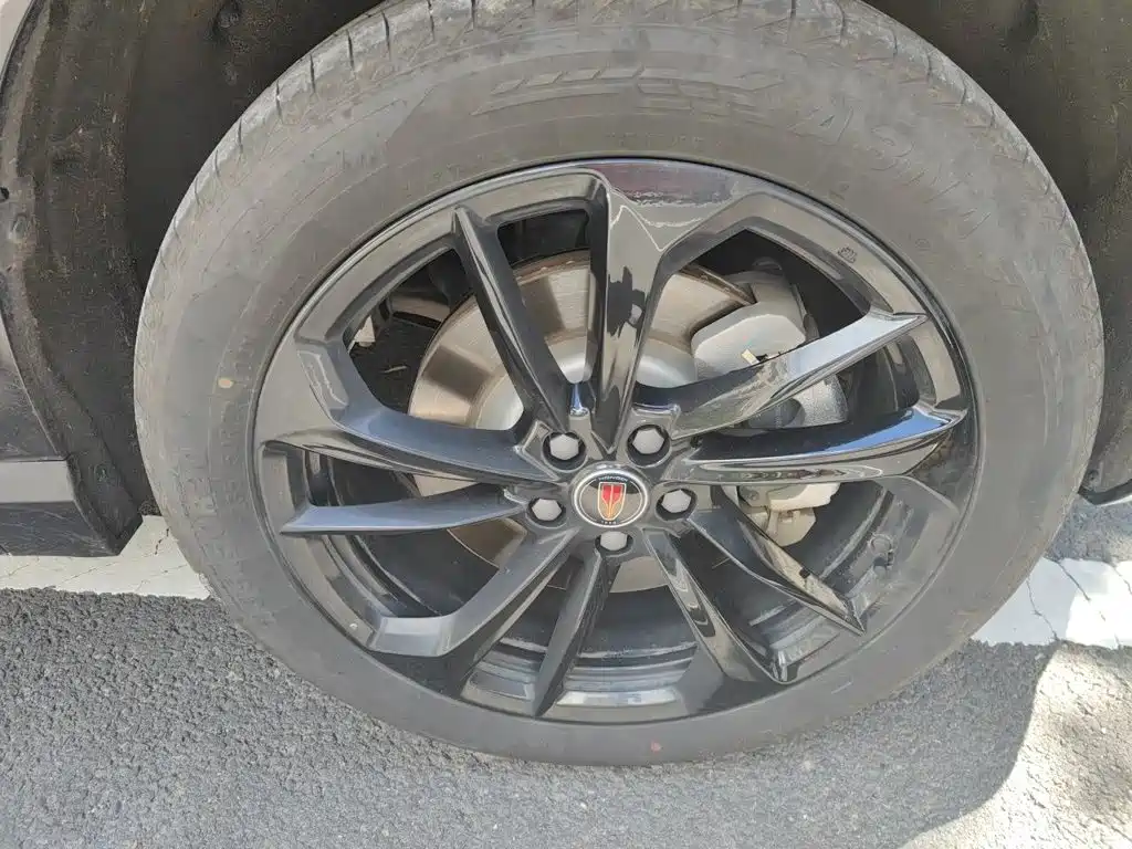 Hongqi Hongqi HS3 PHEV — миниатюра 26