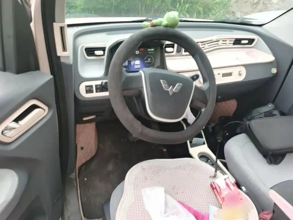 Wuling MINIEV — миниатюра 15