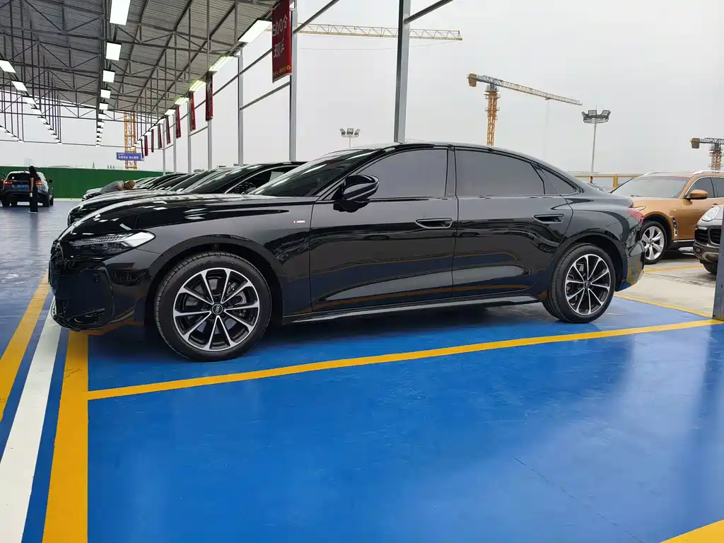 Audi A5L — миниатюра 5