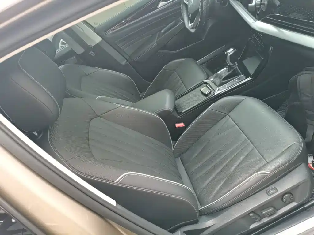 Volkswagen Passat — миниатюра 25