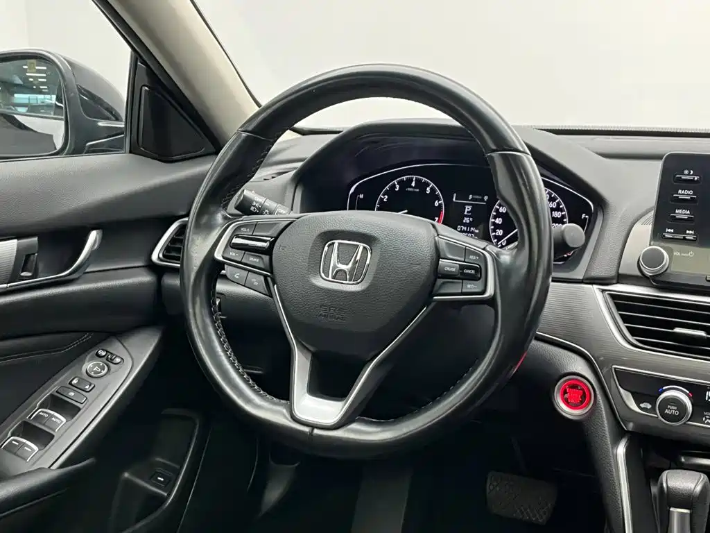 Honda Accord — миниатюра 19
