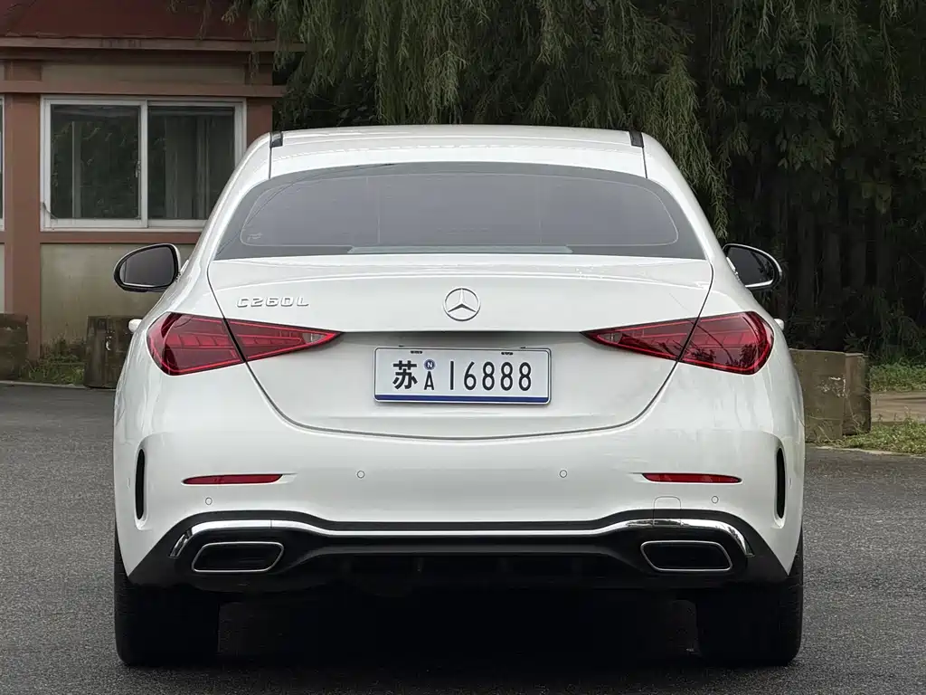 Mercedes-Benz C-Class — миниатюра 6
