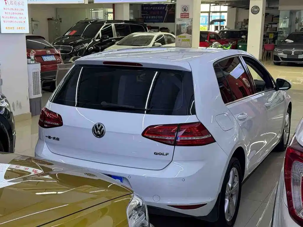 Volkswagen Golf — миниатюра 3