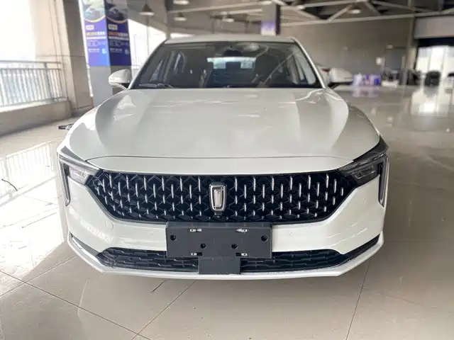 2023 Bestune B70