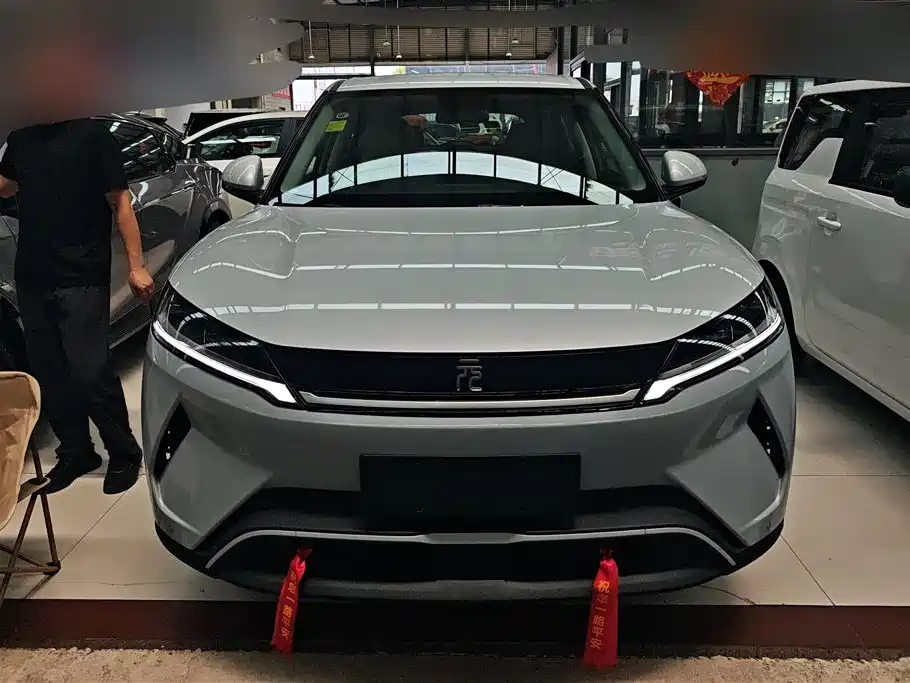 BYD Yuan Up UP 2025 301KM