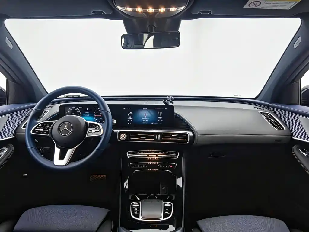 Mercedes-Benz EQC — миниатюра 4