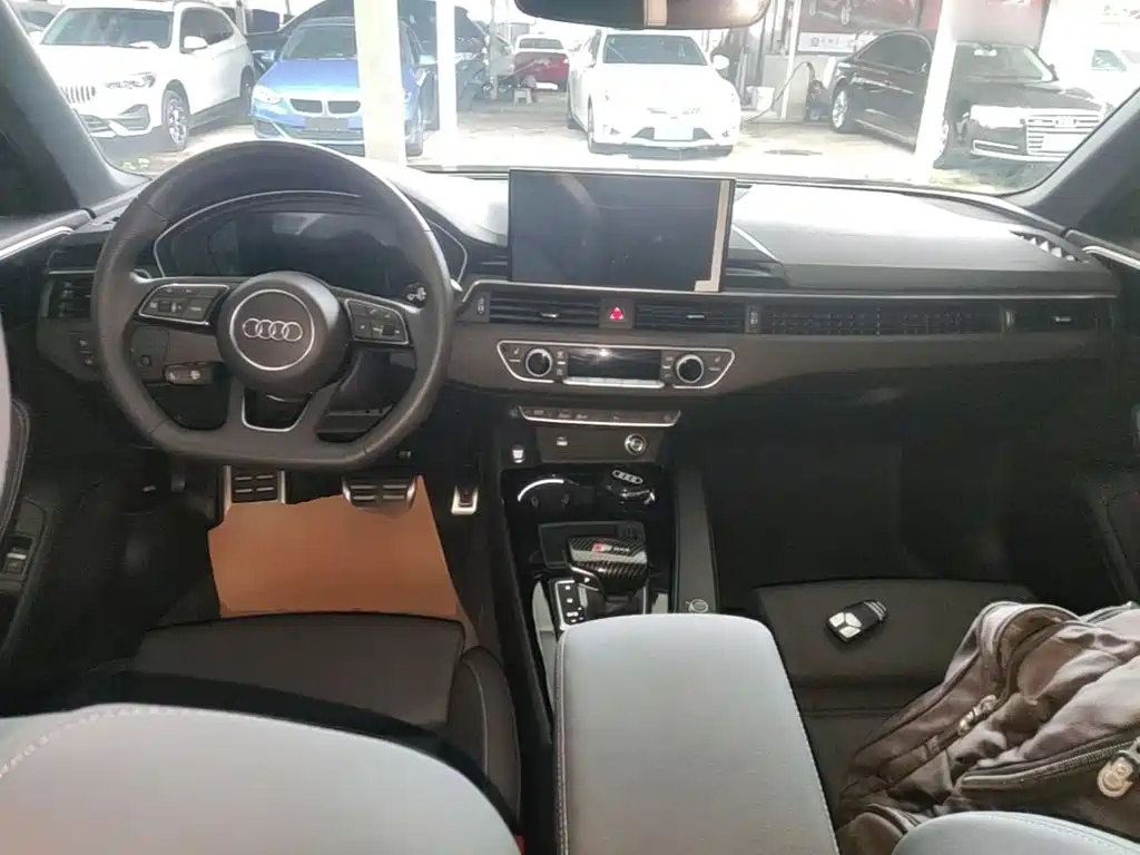 Audi A4L — миниатюра 10
