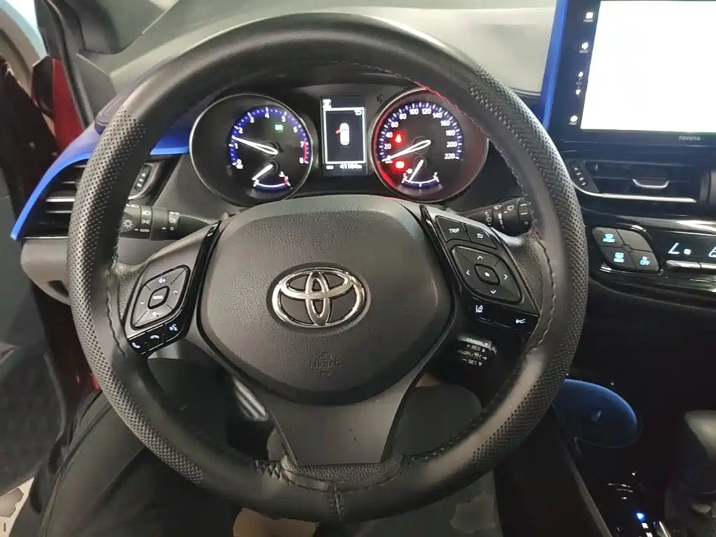 Toyota IZOA — миниатюра 7
