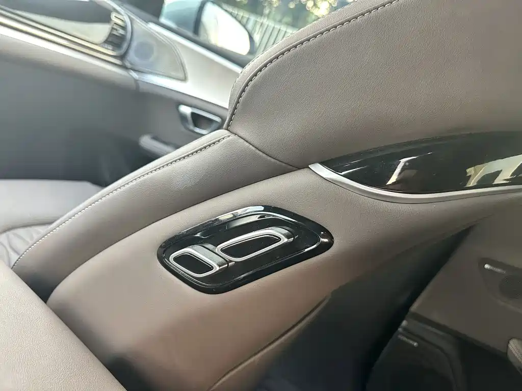 BYD Han — миниатюра 12