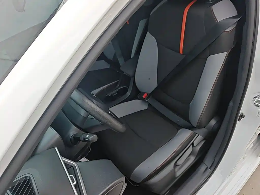 Toyota Corolla — миниатюра 15