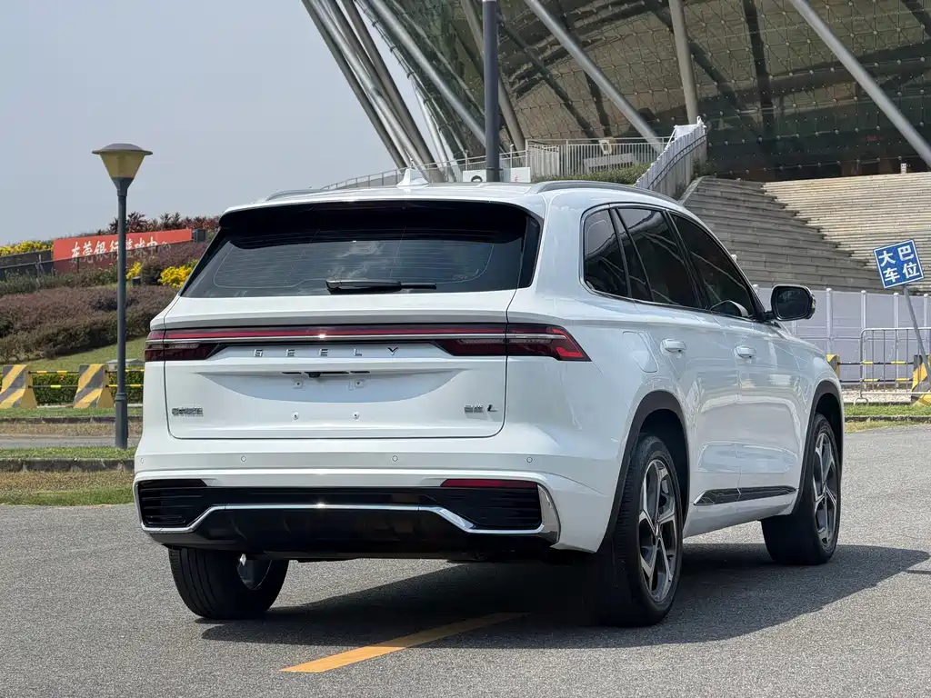 Geely Xingyue L — миниатюра 32