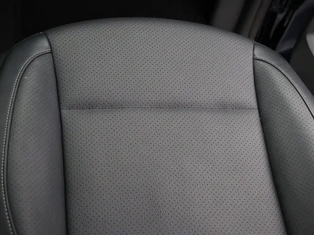 Mercedes-Benz V-Class — миниатюра 24