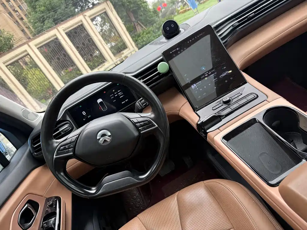 NIO ES8 — миниатюра 7