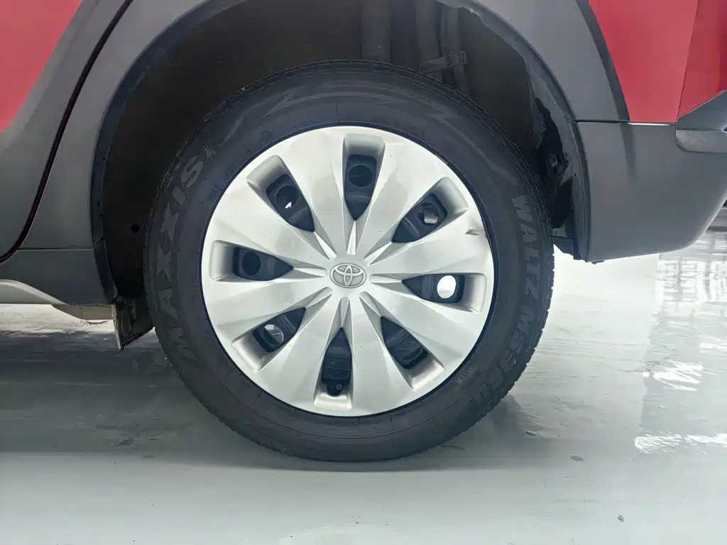 Toyota Yaris L — миниатюра 13
