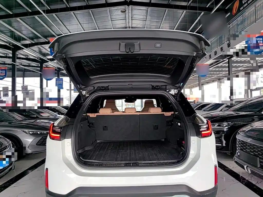 NIO ES6 — миниатюра 15