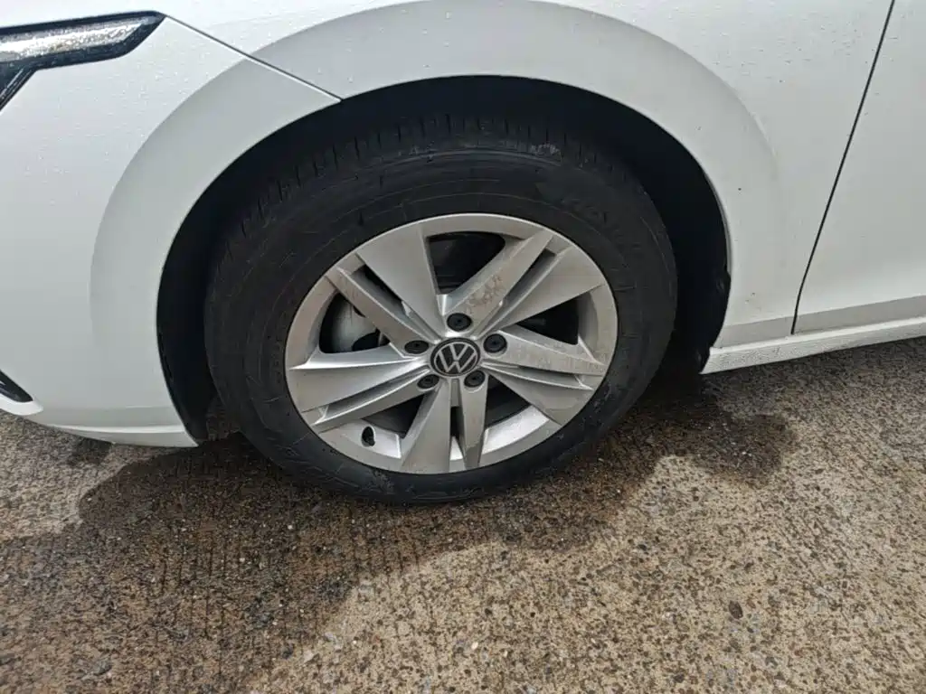 Volkswagen Golf — миниатюра 23