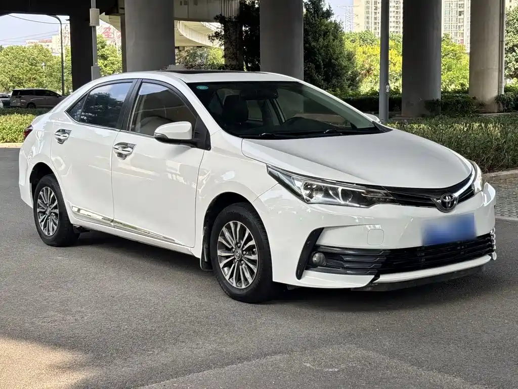 Toyota Corolla — миниатюра 4