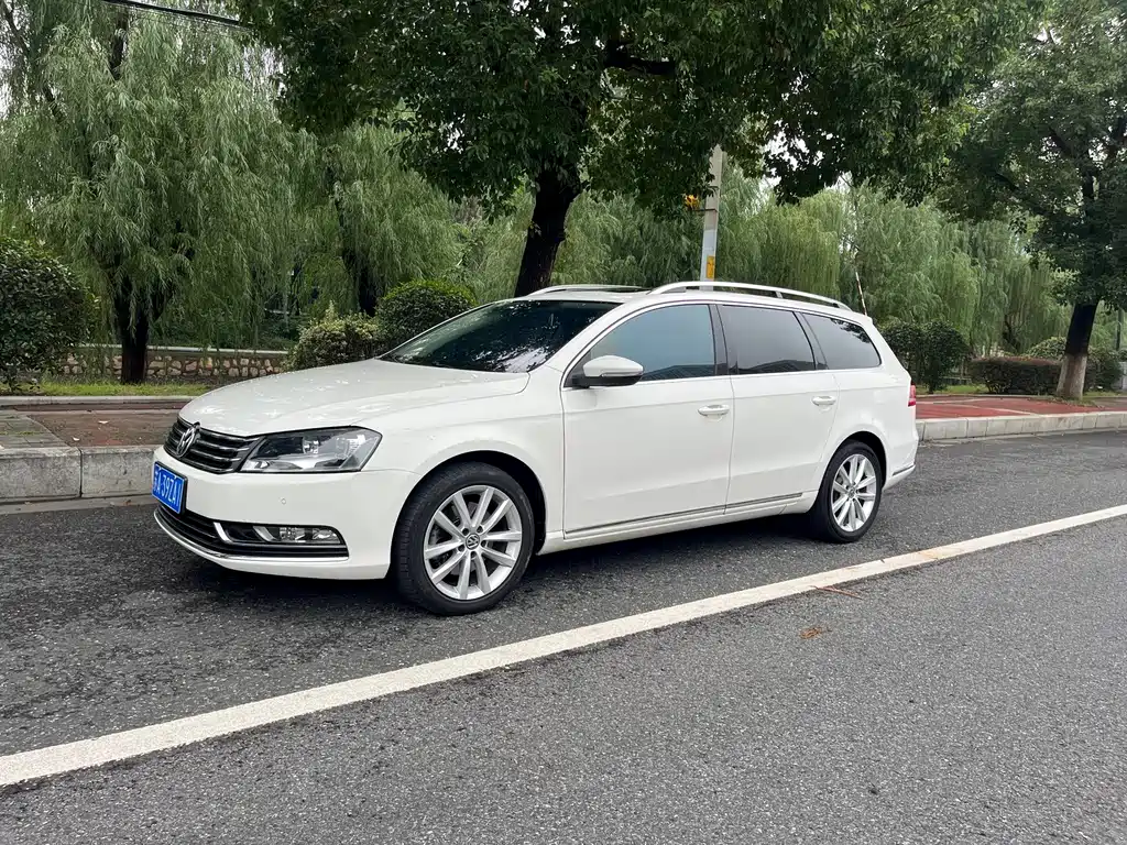 Volkswagen Magotan (Import) — миниатюра 2